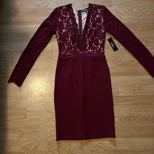 Lulus maroon midi dress